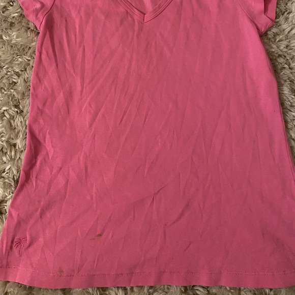 Lilly Pulitzer tshirt - Picture 2 of 3